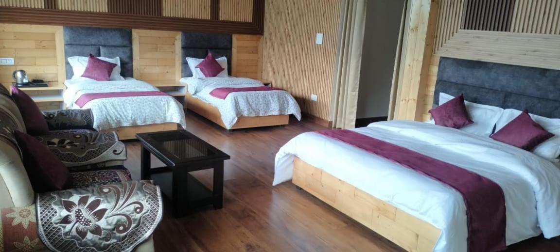 Starry Sky Hotel Joshimath Exterior photo