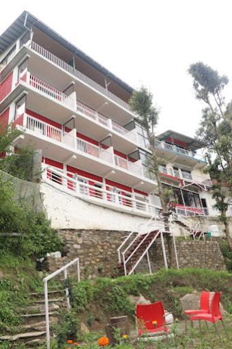 Starry Sky Hotel Joshimath Exterior photo